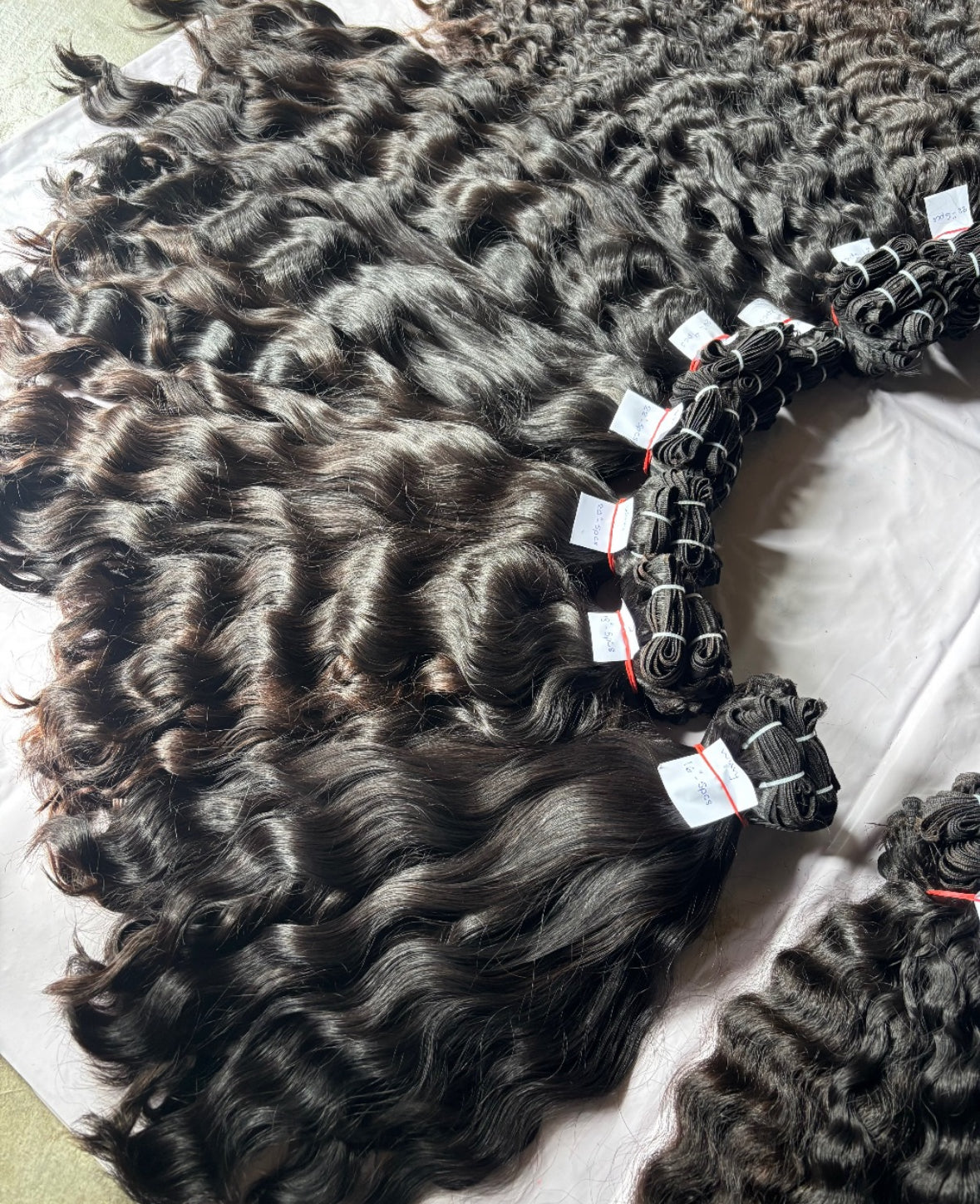 Raw Burmese Wavy (12-16in)