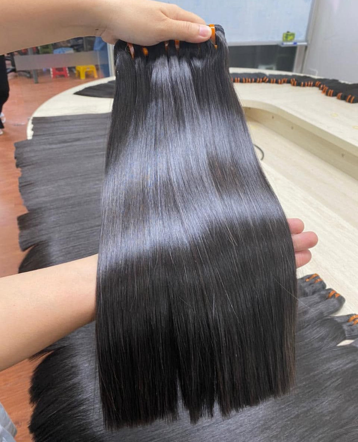 Raw Vietnamese Straight (18-20in)