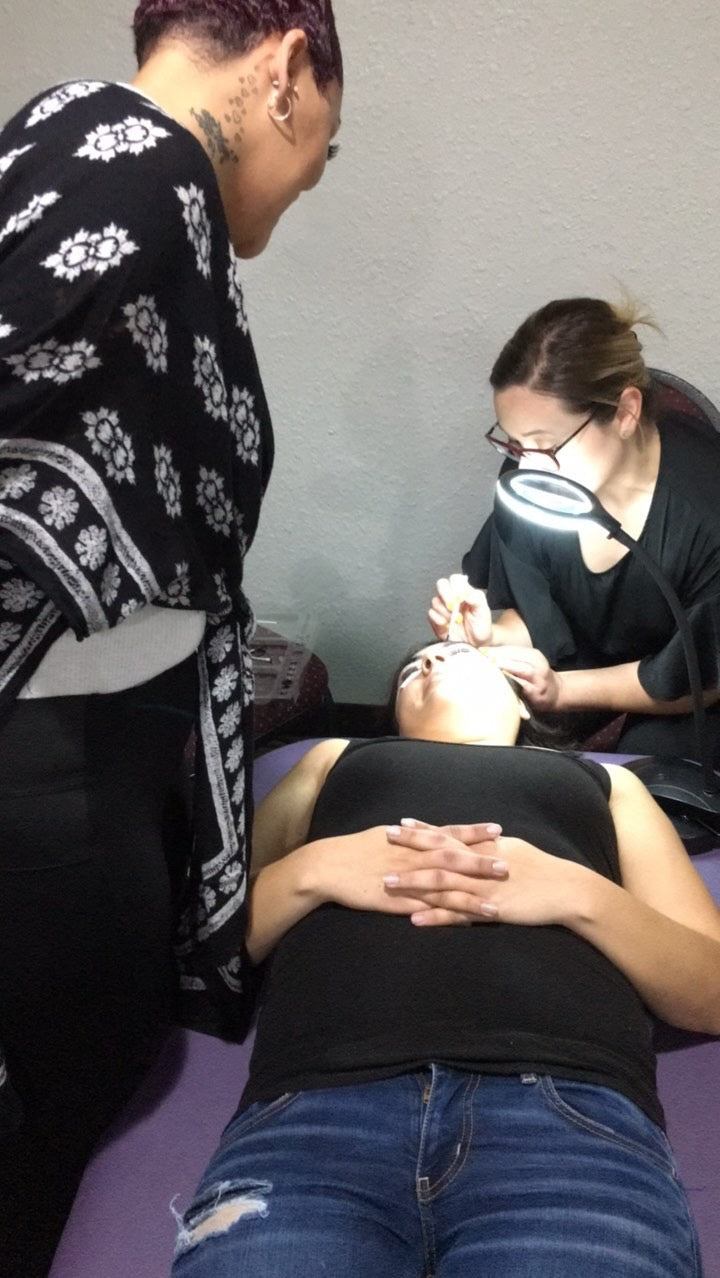 Classic Eyelash Extension E-Course